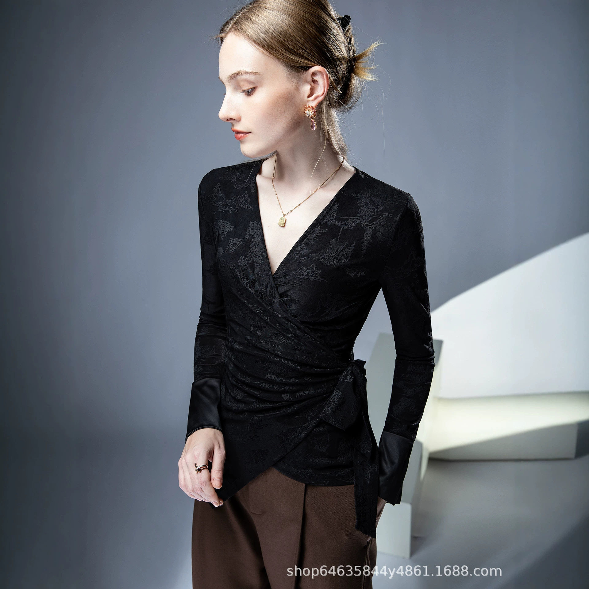 2026新款秋冬气质风绑带国标舞衣