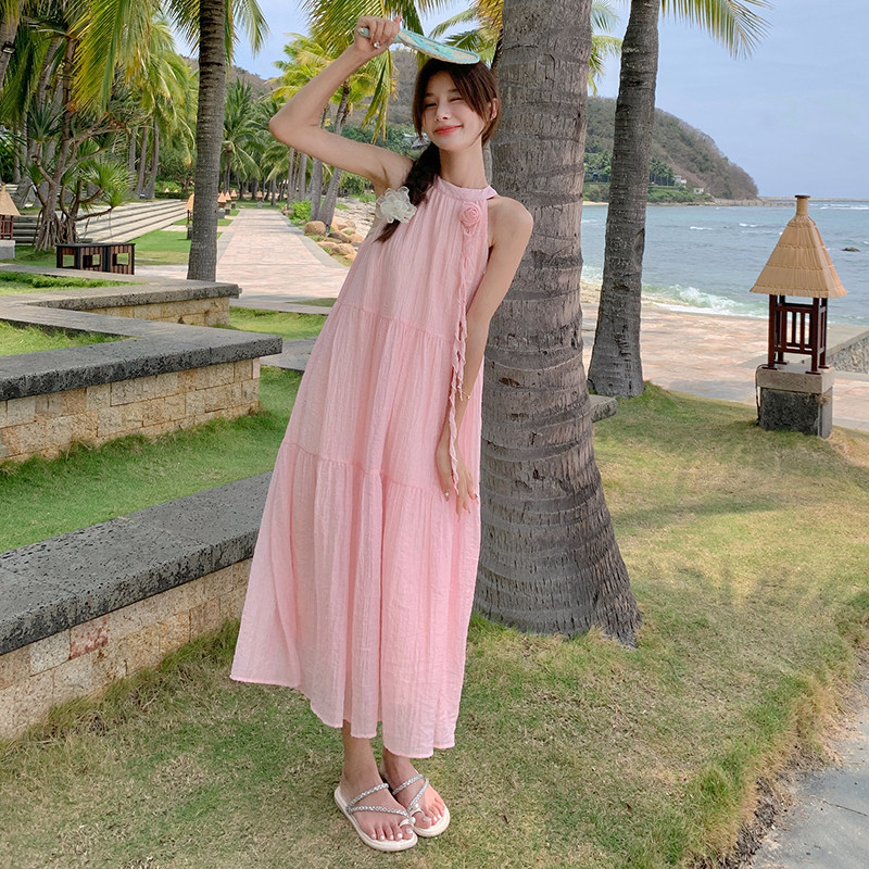 多巴胺粉色雪纺挂脖连衣裙女夏2025新款绝美奶甜海边度假仙气长裙,女装连衣裙,丽人依阁