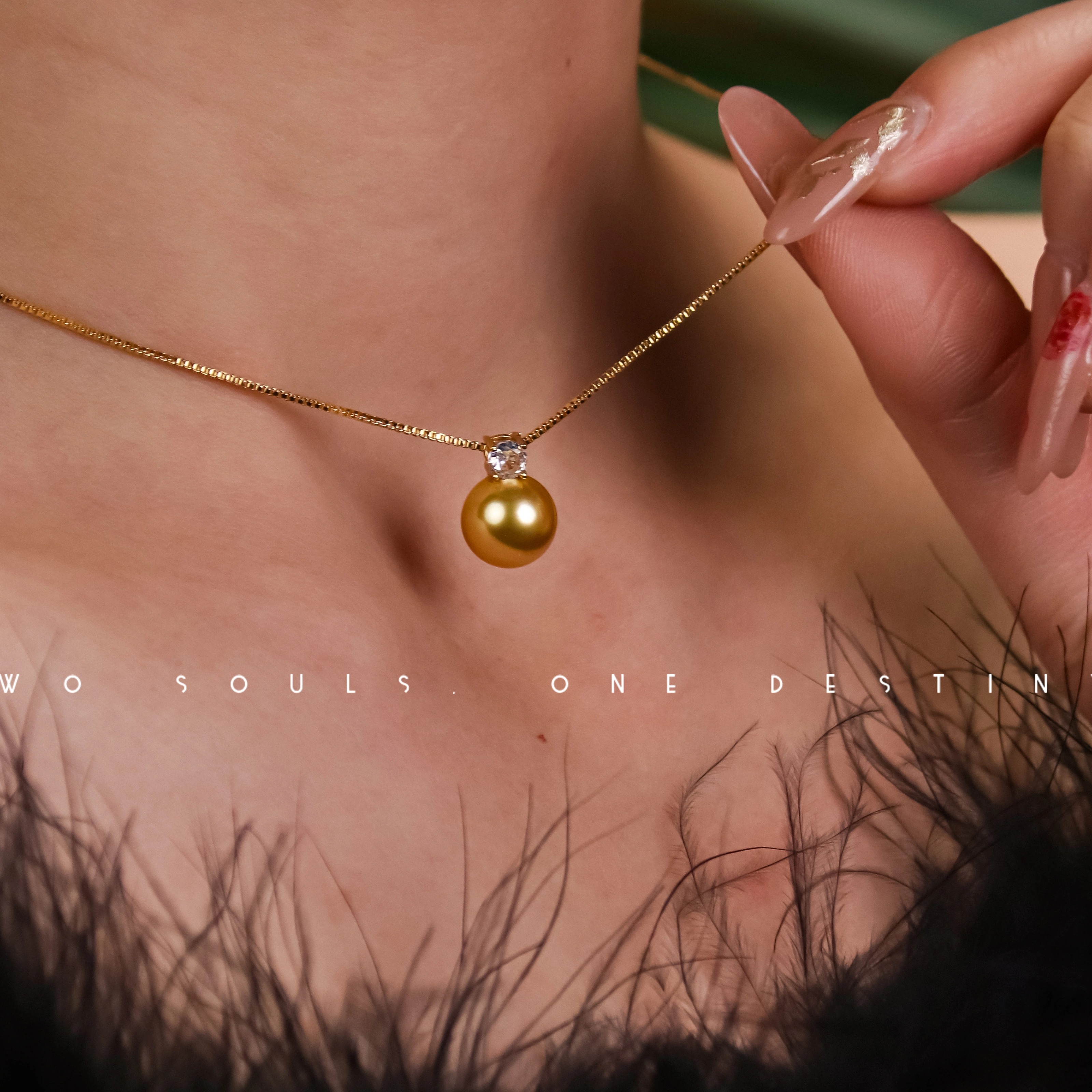 轻奢小众金色吊坠项链饰品女百搭气质高级感不掉色复古锁骨链