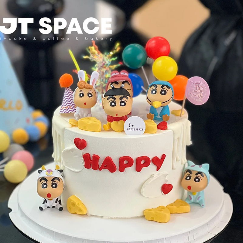 网红蜡笔小新蛋糕装饰摆件男孩可爱搞怪生日卡通派对儿童甜品插件
