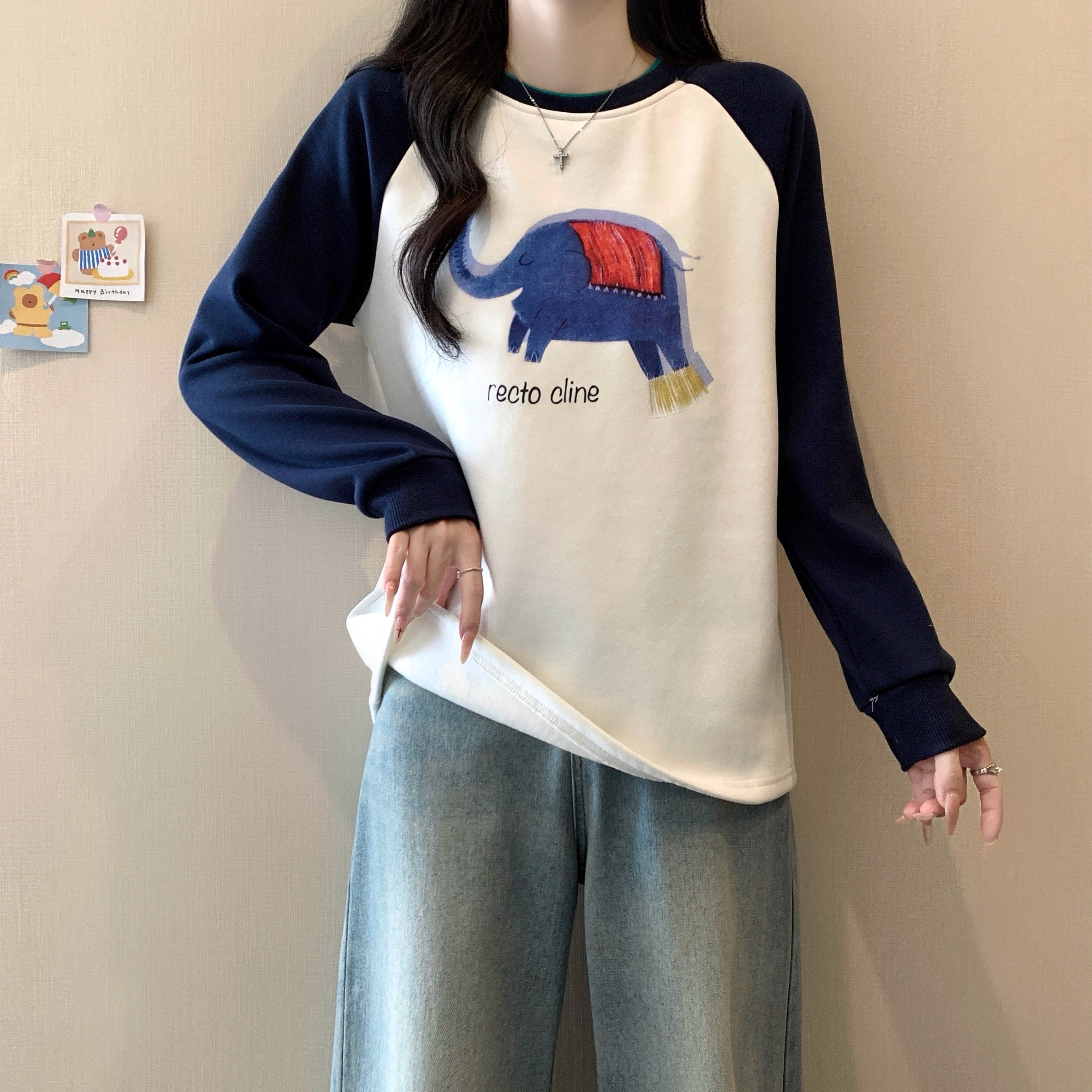 实拍加绒银狐绒大码女装撞色卫衣百搭简约休闲上衣胖MM遮肉宽松,女装/女士精品,大码内搭,淘宝优惠券,粉丝福利购,淘宝优惠卷