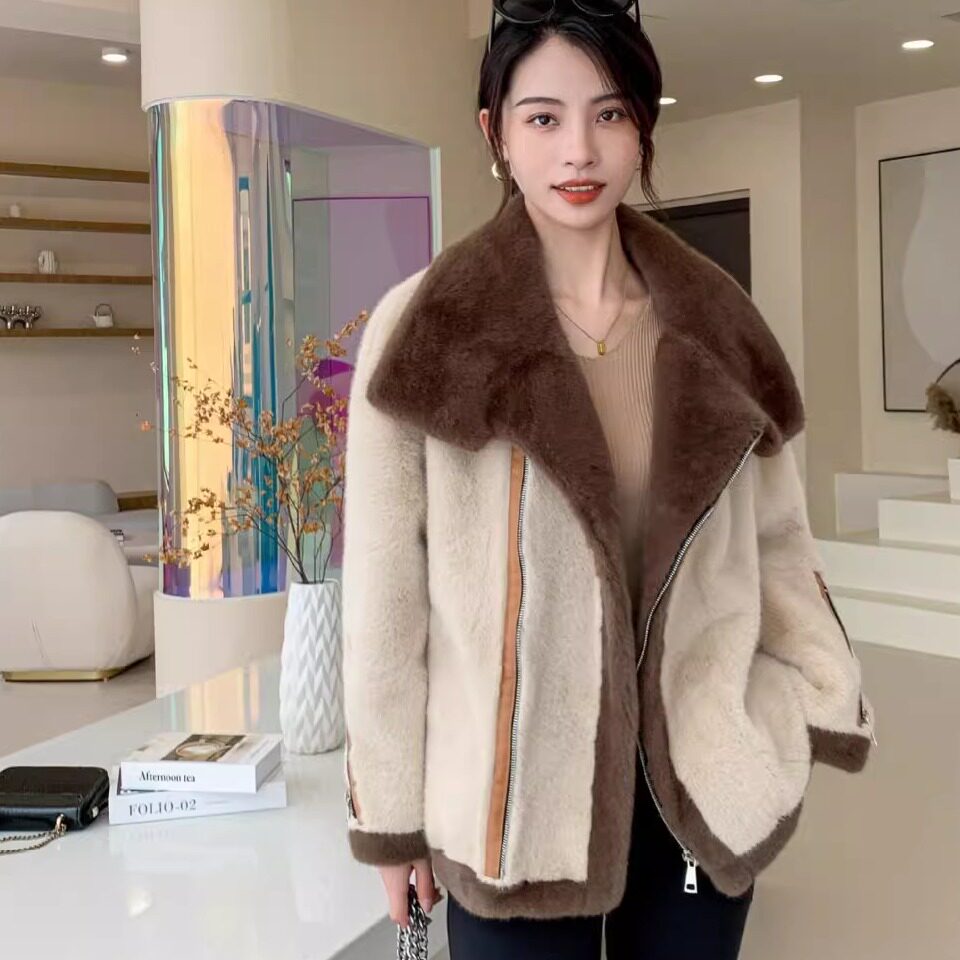 休闲风貂毛皮一体女短款加厚保暖CC皮草外套杨小妖米色拉贡上衣服
