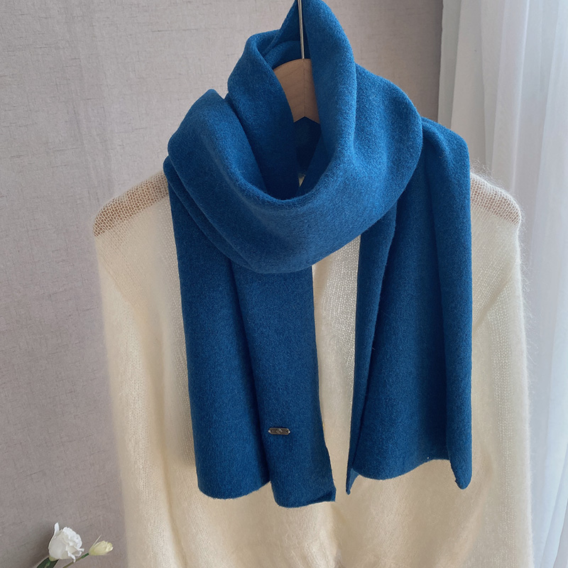 随性自在秋冬轻柔软糯围巾冬季女