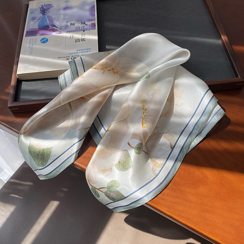 月影白茶花中国风清雅气质真丝小方巾100%桑蚕丝围巾春秋季小领巾