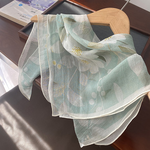 轻盈真丝70厘米方巾春夏防晒护颈丝巾薄纱围巾女淡雅纱巾春秋淡绿