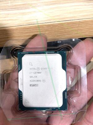 i712700f 功能成色完好，有多个。