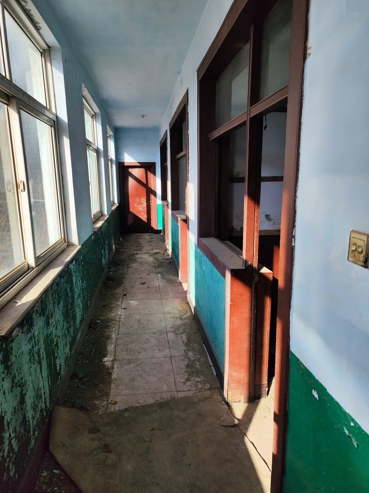 2月7日承德土地使用权及附属设施（教育）网络拍卖公告