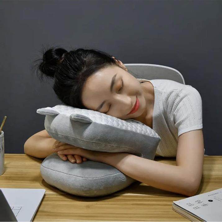 冰丝午睡枕工位趴睡枕小学生儿童午休神器办公室枕抱枕趴桌睡觉夏