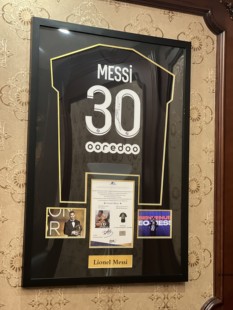 球衣装裱框NBA篮球签名足球服裱框网球T恤展示收藏纪念衣相框定制