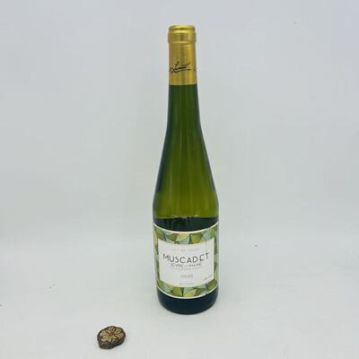 VAL DE LOIRE MUSCADET SEVRE ET MAINE OF FRANCE 75CL 11.5%VOL