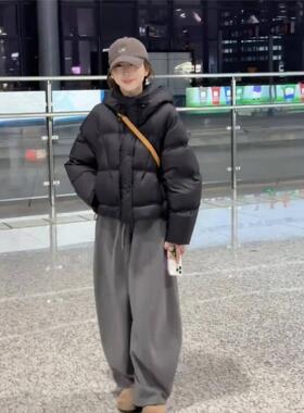 高充绒量黑色羽绒服女2025冬季新款巨好看的高级感保暖白鸭绒短款
