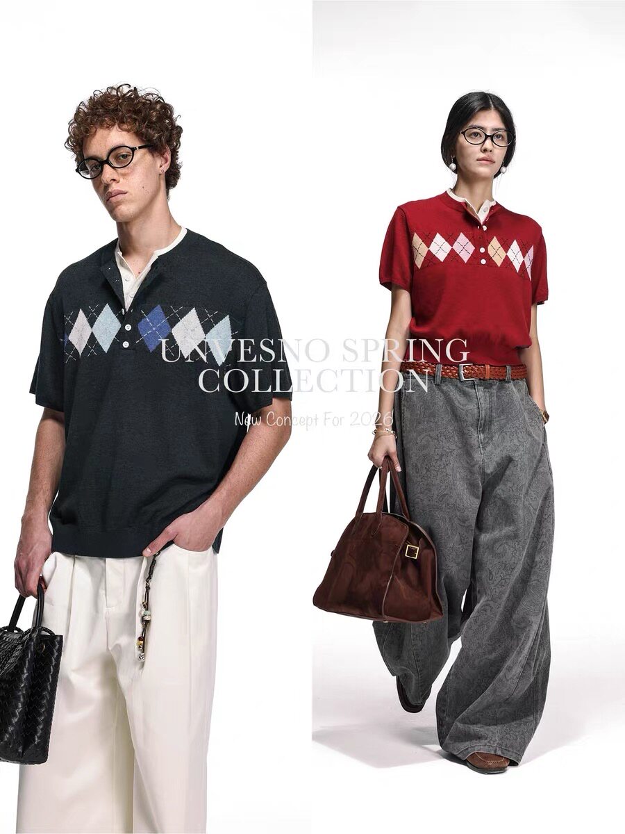【假两件撞色】Unvesno(UN)系学院风菱格纹男女同款针织短袖