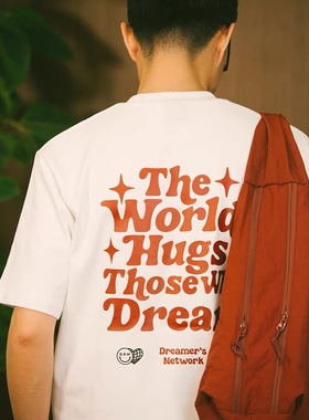 DAKYAM(达人)2025S/S Dream Hugger TEE 拥抱星辰的梦印花短袖T恤