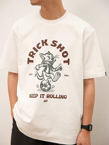 DAKYAM(达人)2026S/S Trick Shot Tee 美式复古足球猫咪短袖TEE恤