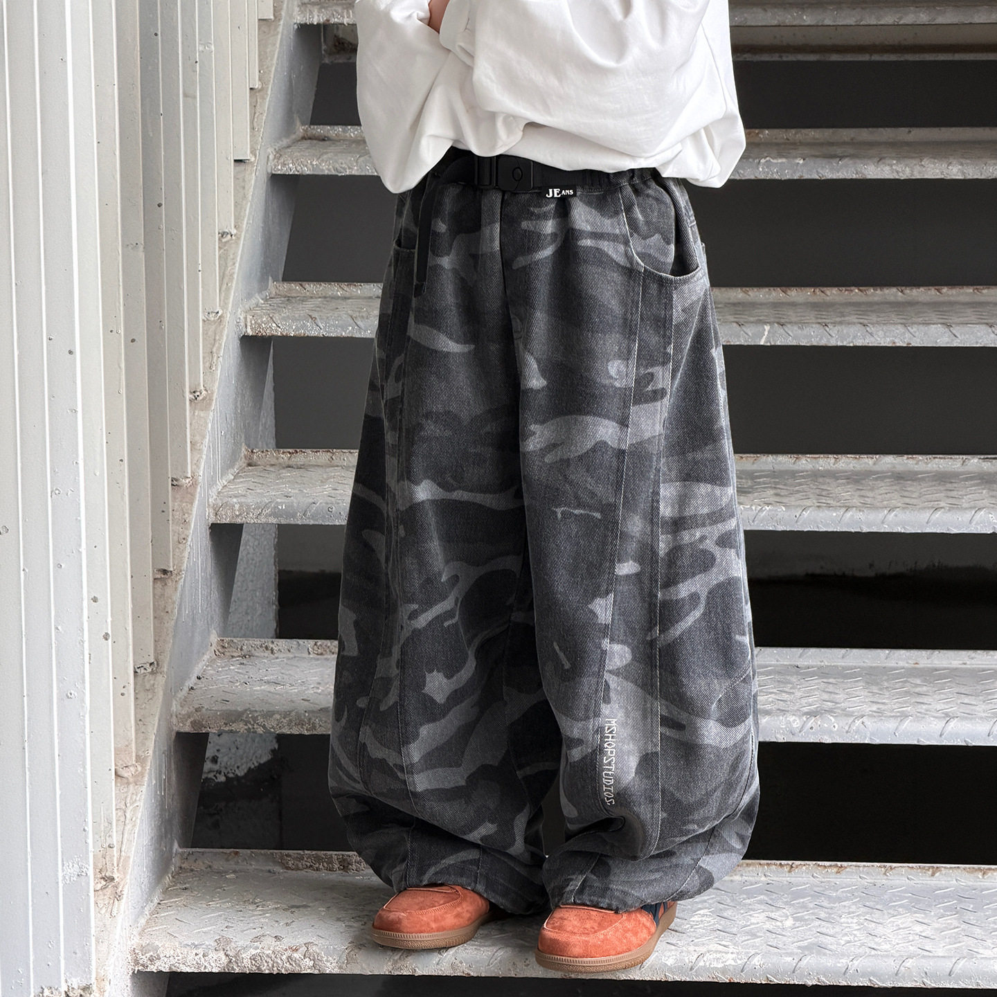 男童休闲裤秋季儿童裤子2026新款韩版迷彩冲锋衣童装套装潮