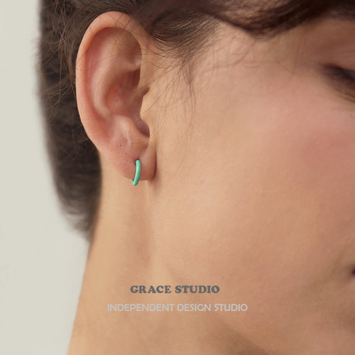 丹麦彩色滴釉C型小耳圈女耳环