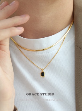 G/S 经典款ins风黑色锆石方形吊坠项链精镀金致时髦叠戴锁骨链女