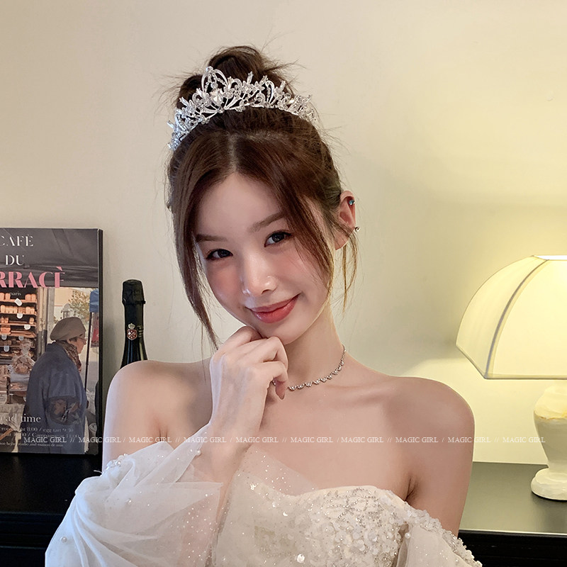 生日派对超闪立体水钻皇冠发箍