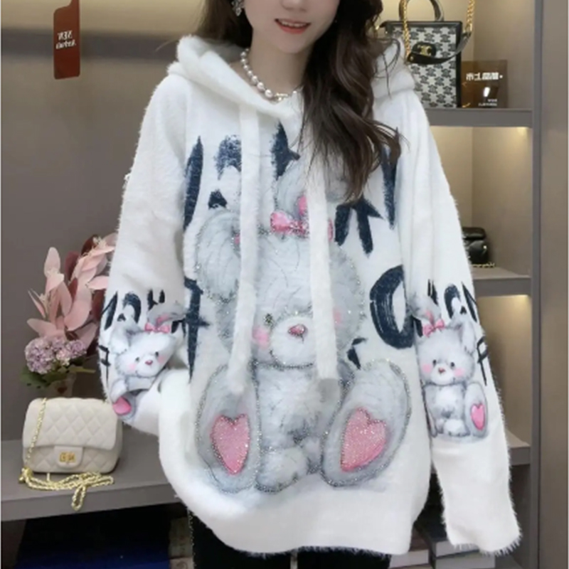 连帽可爱风宽松母烫钻兔子毛衣女