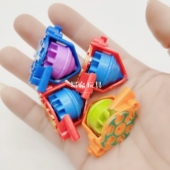 彩色口哨战地陀螺双孔吹气减压提升肺活量益智学校周边小玩具 包邮