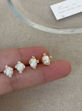 法式复古珍珠耳钉女轻奢小众优雅个性时尚精致小巧百搭耳环耳饰