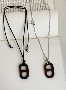 复古高级感木质猪鼻子项链女轻奢小众个性潮流通勤百搭颈链毛衣链