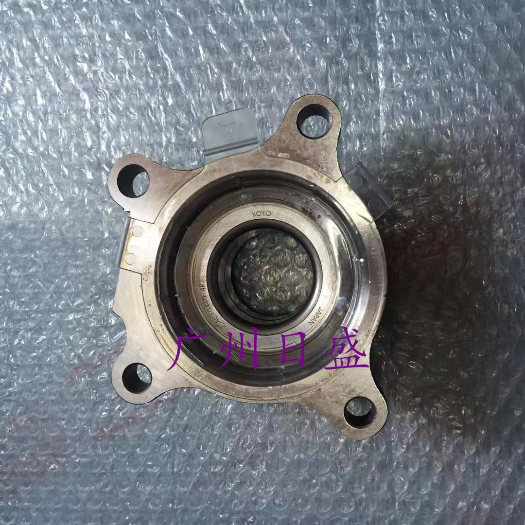 适用于霸道2700 4000 LC120 150普拉多03-17款后轮轴头轴承带轴承