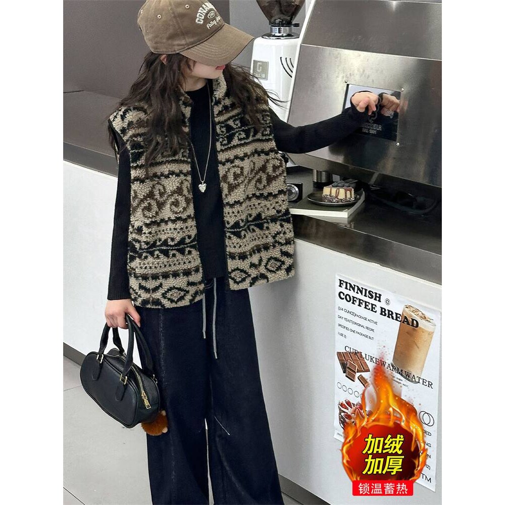 专柜品牌韩版童装女童马甲秋冬2025新款儿童保暖羊羔绒休闲背心宽