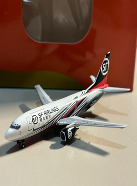 AC 1:400模型 顺丰737-300F B-2951 年份较远，漆面有小泡