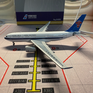 中国南方航空品牌：ng机型：330-200 332航空公司：南航注册号：b