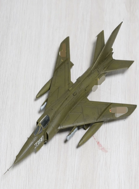 1/72 空军强五模型，号手板件制作，军绿色涂装，现货顺丰保价包