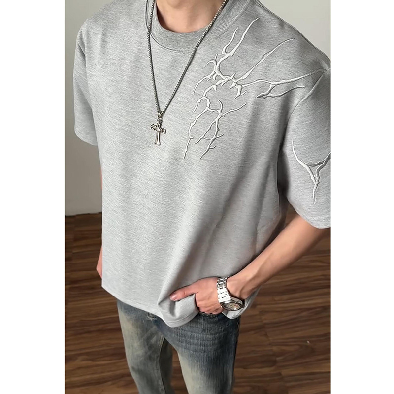 闪电刺绣垫肩短袖男款夏季显肩宽半截袖cleanfit小领口T恤藏青色