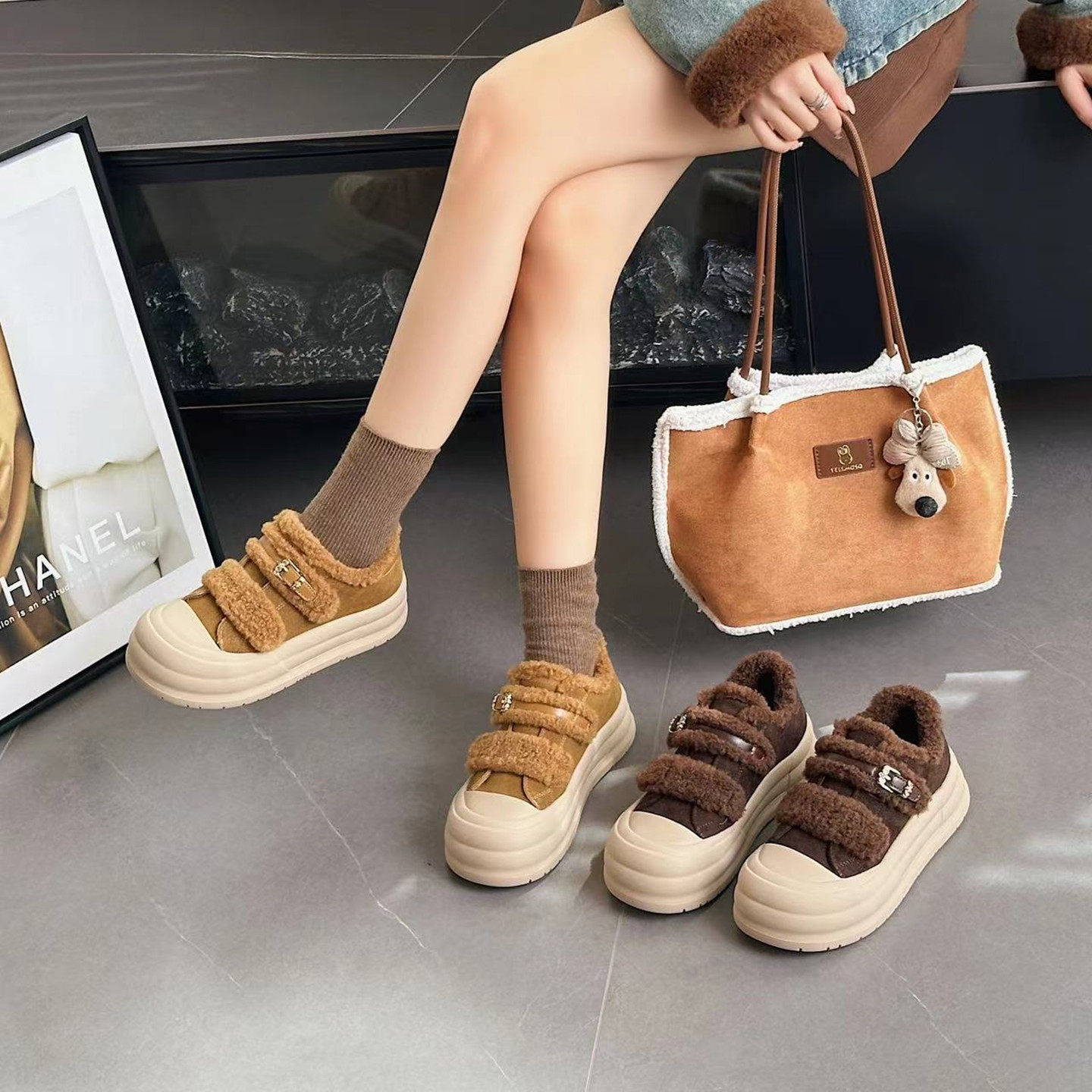 羊羔毛时尚休闲鞋女2025年冬新款