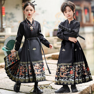 明制汉服女童2026新款男童中国风拜年服儿童新中式马面裙冬装套装