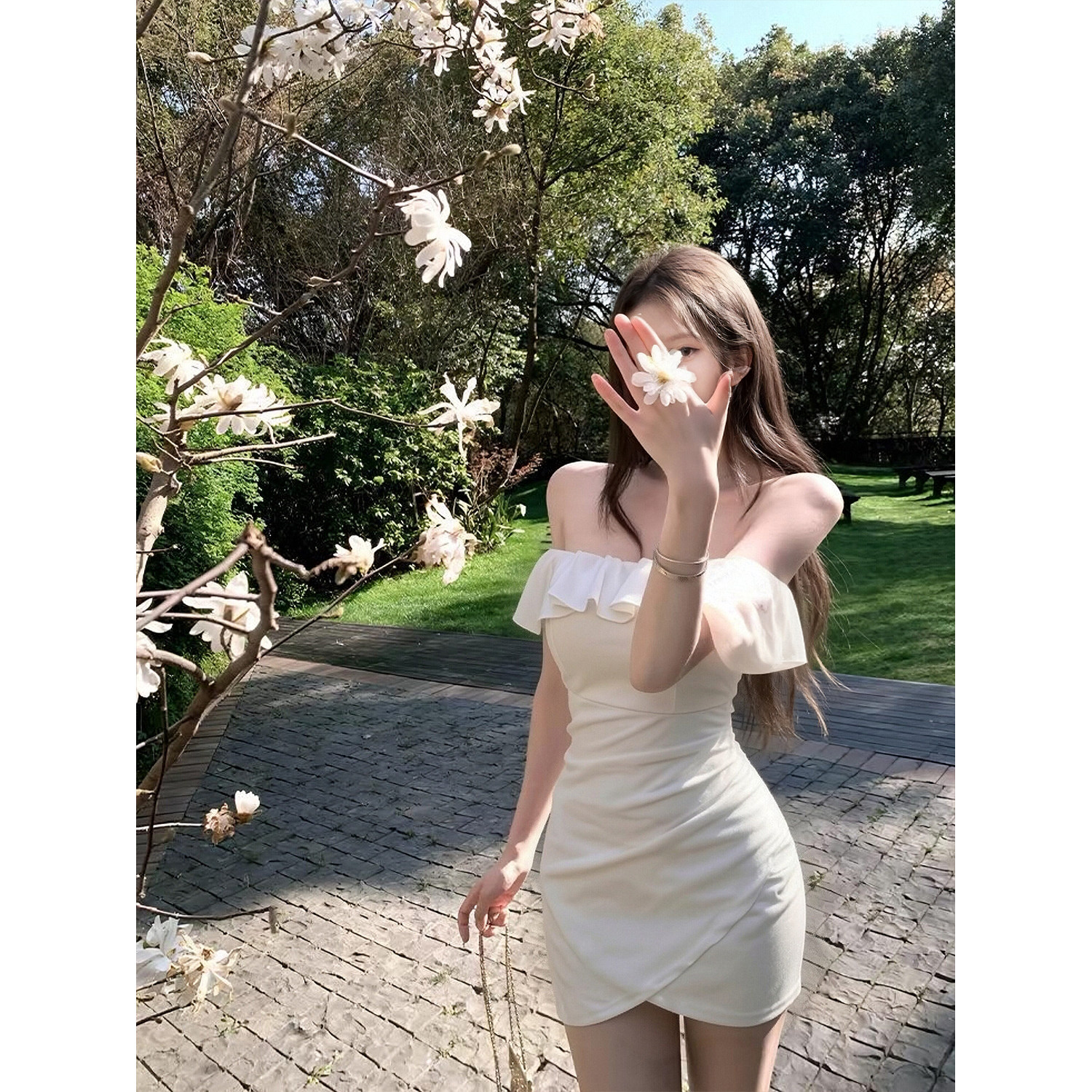 专柜正品纯欲辣妹风一字肩连衣裙女夏季新款收腰显瘦包臀短款裙子