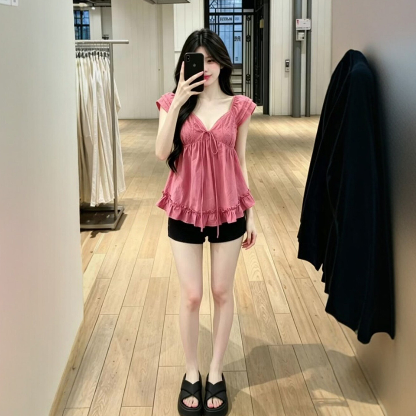 专柜正品旅游穿搭绝美不撞款V领衬衫小个子巨好看的木耳边上衣202