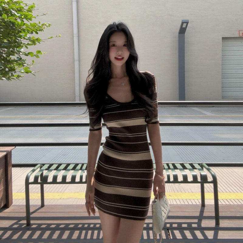 专柜正品御姐风复古时尚气质条纹修身包臀短裙独特超好看连衣裙20