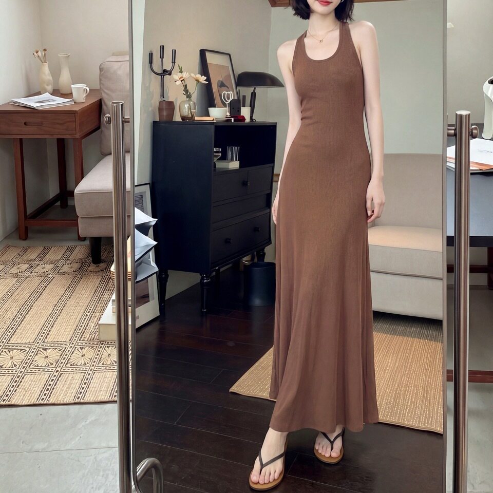 专柜正品露思同款挂脖气质修身紧身包臀裙子露背连衣裙长裙日常纯