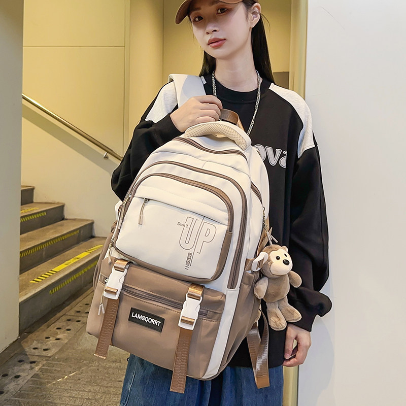 专柜正品宽肩带书包女初中生电脑双肩包高颜值减负护脊高中学生小