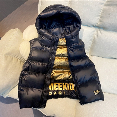 MOSCHIER黑金儿童羽绒马甲