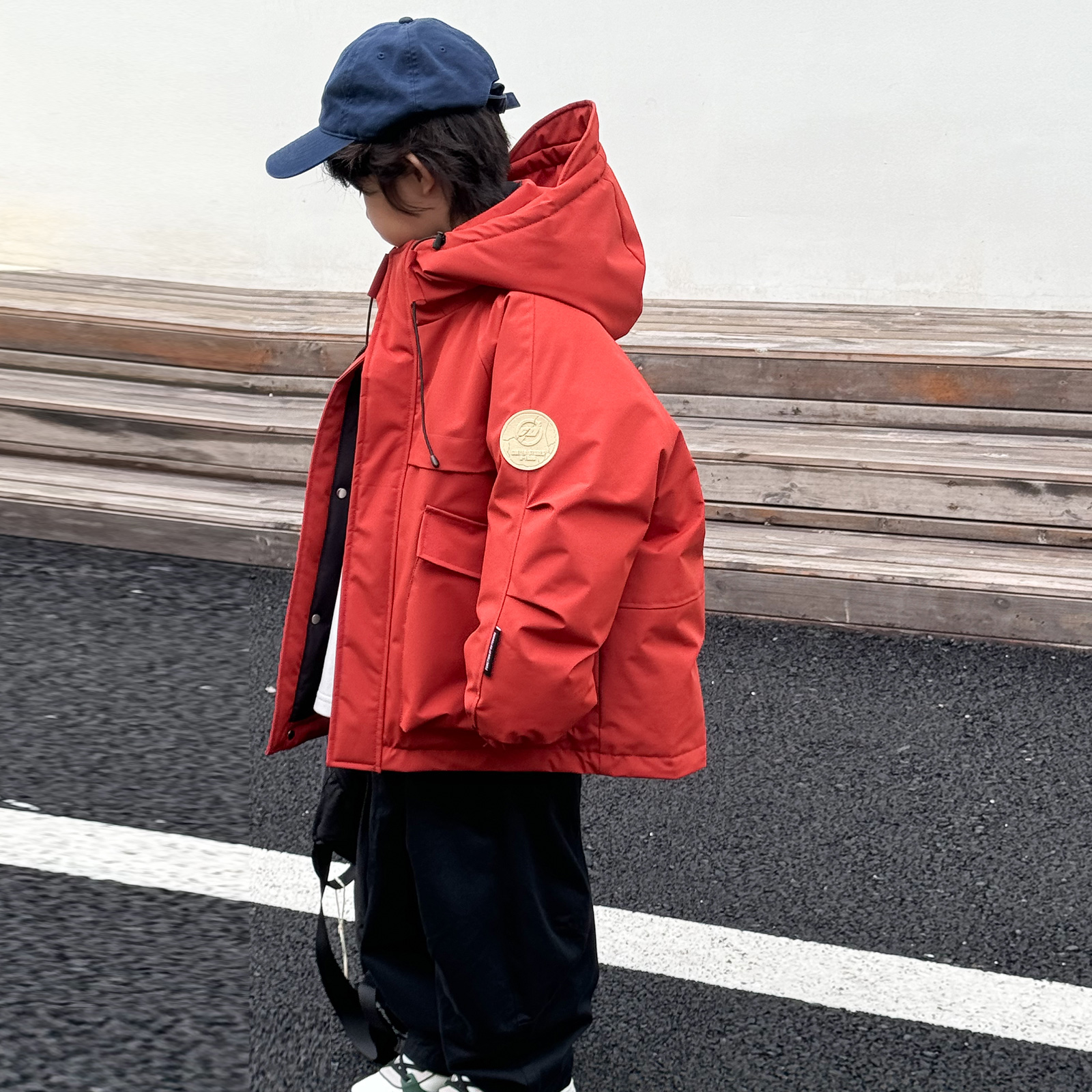 儿童冲锋衣2025年春季新款男童女童中大童连帽宽松工装轻薄外套潮