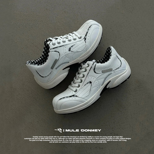 多嘴驴Donkey运动薄底德训鞋