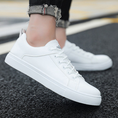 大码男鞋休闲平底板鞋透气小白鞋