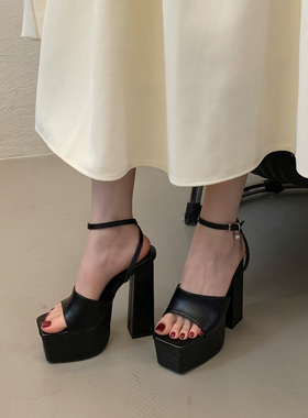 2025年春夏季一字露趾防水台厚底粗跟超高跟凉鞋舞台表演走秀女鞋
