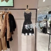 2025吊带连衣裙32427A040 32527A036 32437A017 女装 32437A048