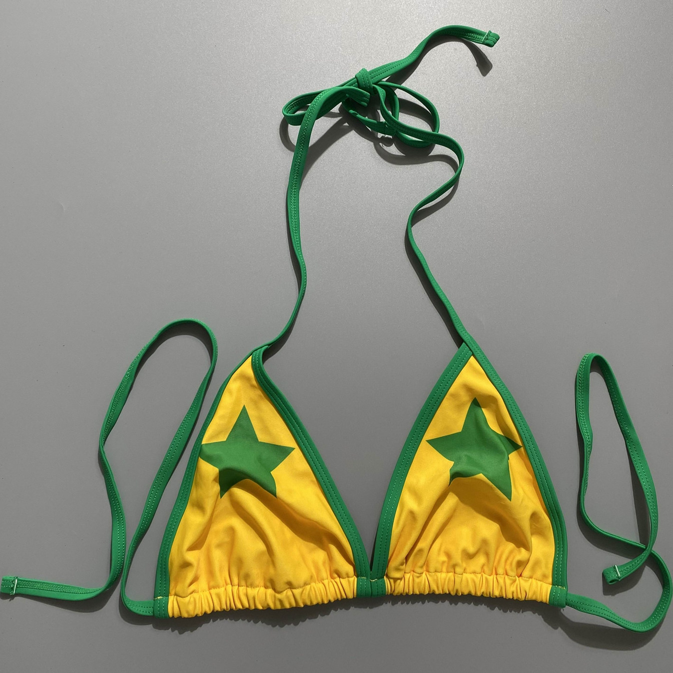 性感复古露背连体泳衣女2025新款沙滩温泉半包臀显瘦高叉  28号箱