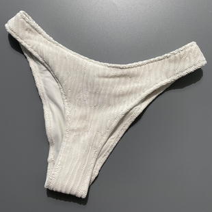 bikini 小胸聚拢大码 白色 泳装 欧美ins风比基尼泳衣女性感三点式