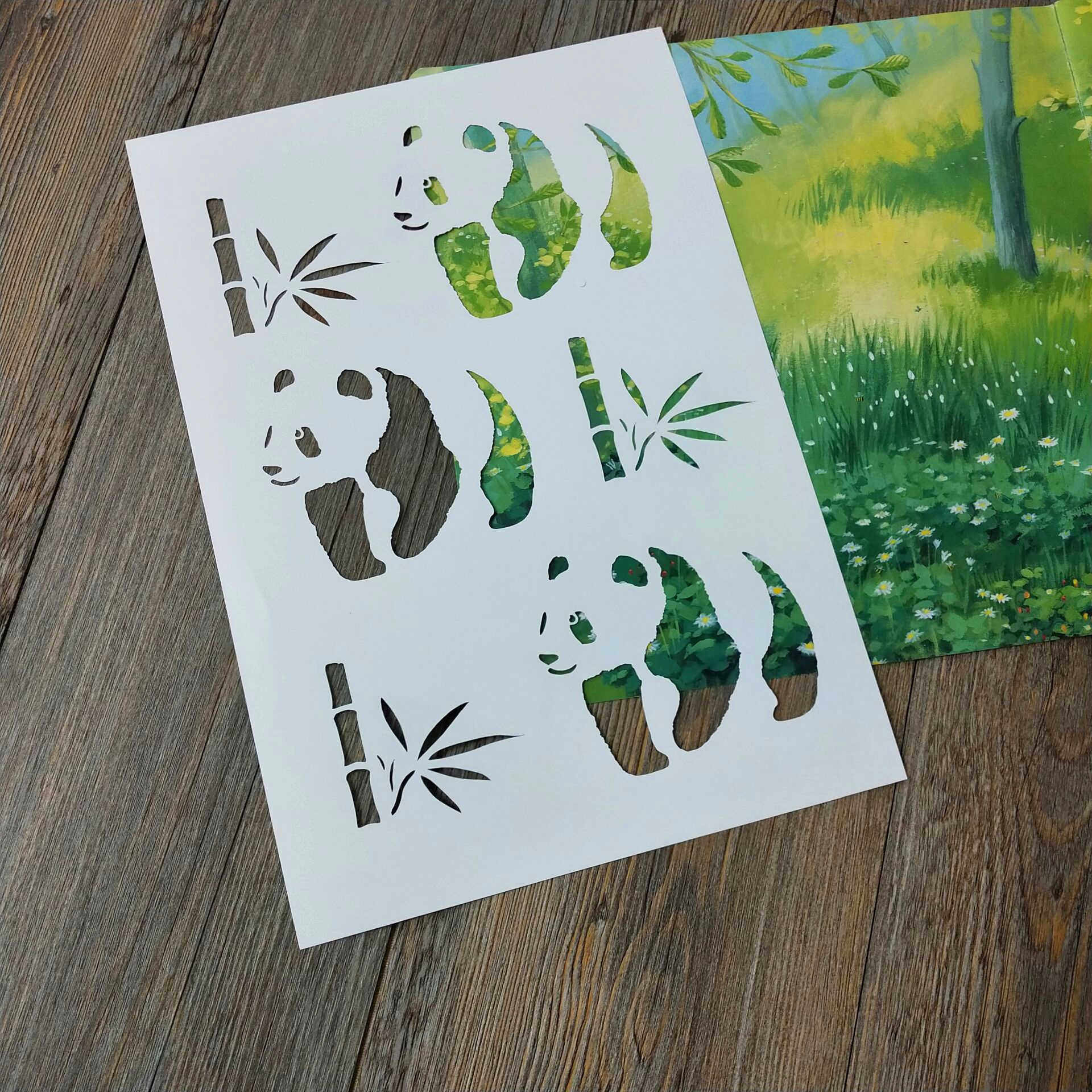 熊猫遮蔽板变压器箱创意手绘动物镂空模板拓印平涂创意美术701