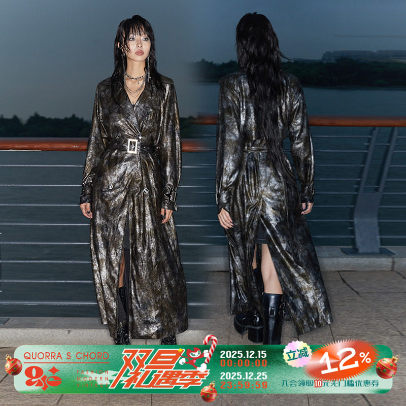 长袖翻领常挎包独立黑金皮质