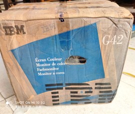 庫存全新IBM  g42 14寸crt顯示器  CRT純平顯示器  球面顯示器圖片
